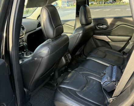 Черный Джип Чероки, объемом двигателя 3.24 л и пробегом 170 тыс. км за 13500 $, фото 12 на Automoto.ua