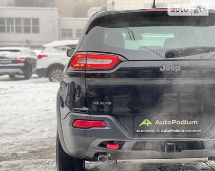 Чорний Джип Cherokee, об'ємом двигуна 3.2 л та пробігом 76 тис. км за 18999 $, фото 9 на Automoto.ua