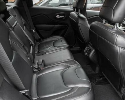 Черный Джип Чероки, объемом двигателя 2.4 л и пробегом 75 тыс. км за 11300 $, фото 7 на Automoto.ua