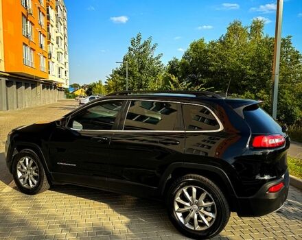 Черный Джип Чероки, объемом двигателя 2.4 л и пробегом 60 тыс. км за 16100 $, фото 3 на Automoto.ua