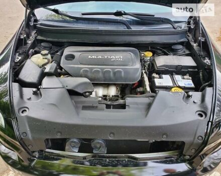 Чорний Джип Cherokee, об'ємом двигуна 2.36 л та пробігом 177 тис. км за 14200 $, фото 13 на Automoto.ua