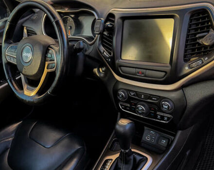 Джип Чероки 2017 в Виннице на Automoto.ua Черный Джип Чероки, объемом двигателя 2.4 л и пробегом 60 тыс. км за 16800 $, фото 9 на Automoto.ua