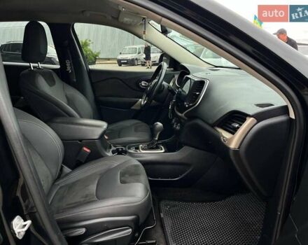 Чорний Джип Cherokee, об'ємом двигуна 2.4 л та пробігом 107 тис. км за 12450 $, фото 37 на Automoto.ua