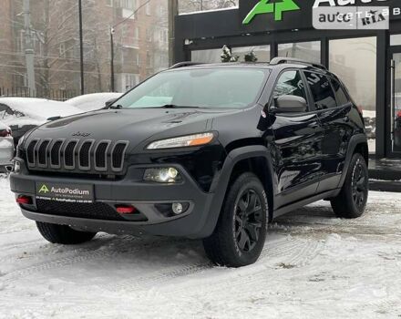 Чорний Джип Cherokee, об'ємом двигуна 3.2 л та пробігом 76 тис. км за 18999 $, фото 3 на Automoto.ua