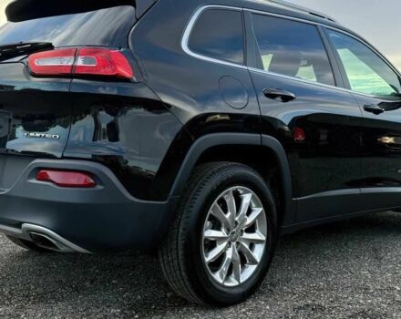 Черный Джип Чероки, объемом двигателя 3.2 л и пробегом 61 тыс. км за 3400 $, фото 4 на Automoto.ua