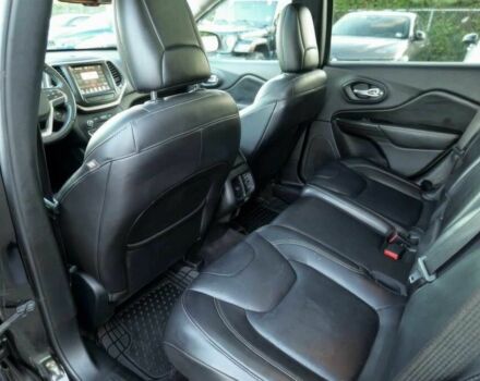 Черный Джип Чероки, объемом двигателя 3.2 л и пробегом 63 тыс. км за 11000 $, фото 11 на Automoto.ua