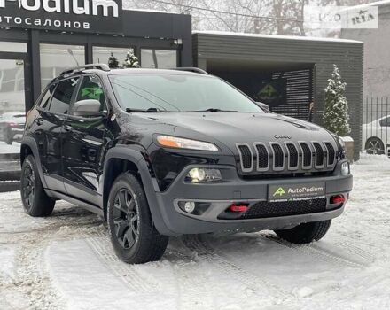 Чорний Джип Cherokee, об'ємом двигуна 3.2 л та пробігом 76 тис. км за 18999 $, фото 2 на Automoto.ua