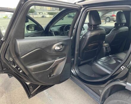 Черный Джип Чероки, объемом двигателя 2.4 л и пробегом 155 тыс. км за 15000 $, фото 12 на Automoto.ua