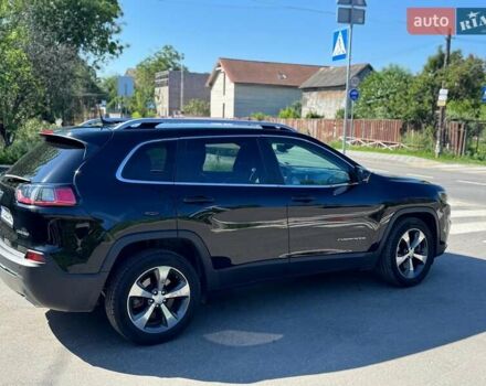 Чорний Джип Cherokee, об'ємом двигуна 1.99 л та пробігом 100 тис. км за 20500 $, фото 1 на Automoto.ua