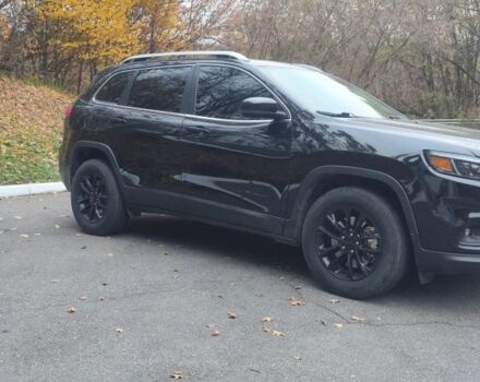 Чорний Джип Cherokee, об'ємом двигуна 3.2 л та пробігом 197 тис. км за 14550 $, фото 5 на Automoto.ua