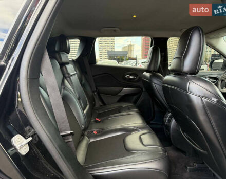 Чорний Джип Cherokee, об'ємом двигуна 2.4 л та пробігом 67 тис. км за 14500 $, фото 36 на Automoto.ua