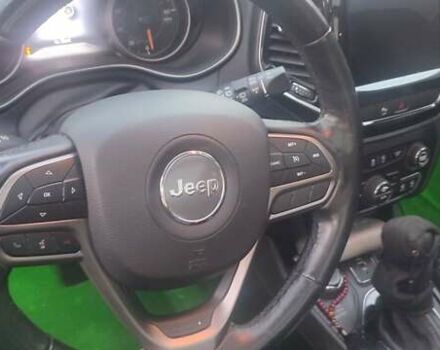 Чорний Джип Cherokee, об'ємом двигуна 3.24 л та пробігом 112 тис. км за 17999 $, фото 3 на Automoto.ua