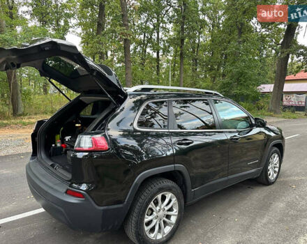 Джип Чероки 2018 в Буче на Automoto.ua Черный Джип Чероки, объемом двигателя 2.36 л и пробегом 182 тыс. км за 14500 $, фото 22 на Automoto.ua