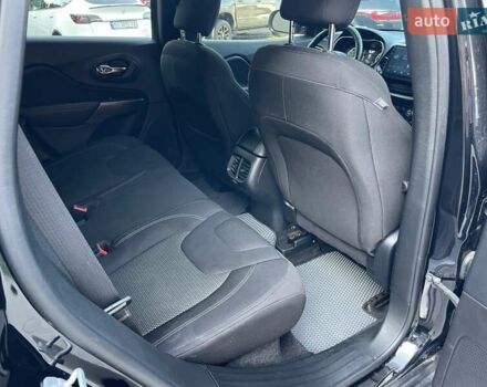 Чорний Джип Cherokee, об'ємом двигуна 3.2 л та пробігом 159 тис. км за 16999 $, фото 32 на Automoto.ua