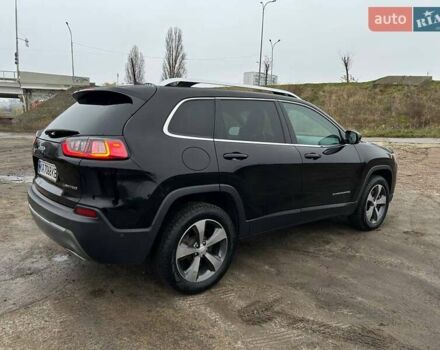 Черный Джип Чероки, объемом двигателя 3.24 л и пробегом 77 тыс. км за 24500 $, фото 5 на Automoto.ua
