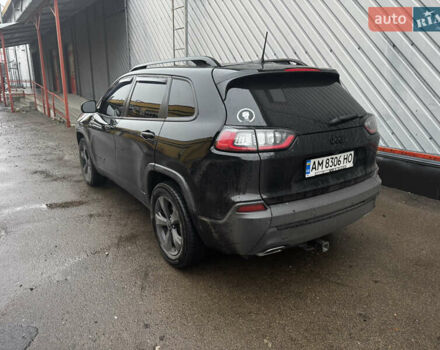 Черный Джип Чероки, объемом двигателя 2.4 л и пробегом 200 тыс. км за 18200 $, фото 6 на Automoto.ua
