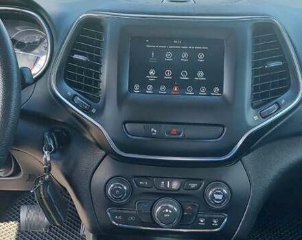 Черный Джип Чероки, объемом двигателя 2.36 л и пробегом 106 тыс. км за 17000 $, фото 17 на Automoto.ua