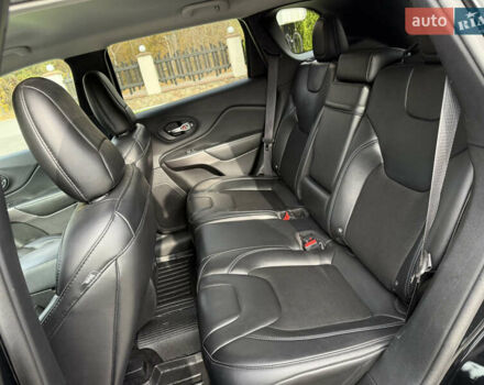 Черный Джип Чероки, объемом двигателя 2.36 л и пробегом 218 тыс. км за 14200 $, фото 37 на Automoto.ua