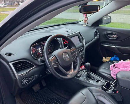 Черный Джип Чероки, объемом двигателя 2.36 л и пробегом 108 тыс. км за 16500 $, фото 9 на Automoto.ua