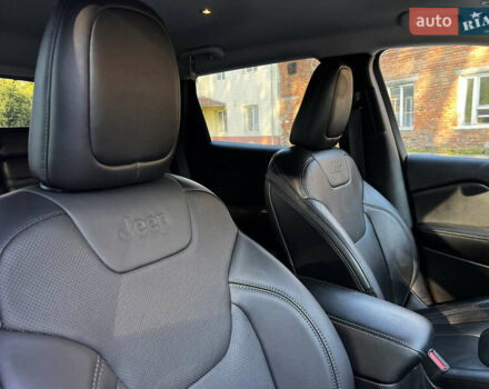 Чорний Джип Cherokee, об'ємом двигуна 3.24 л та пробігом 91 тис. км за 16999 $, фото 51 на Automoto.ua