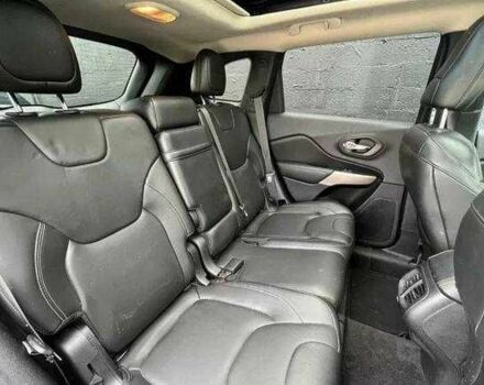 Чорний Джип Cherokee, об'ємом двигуна 0 л та пробігом 106 тис. км за 8900 $, фото 11 на Automoto.ua