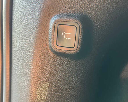 Черный Джип Чероки, объемом двигателя 3.2 л и пробегом 133 тыс. км за 18000 $, фото 29 на Automoto.ua