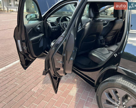 Черный Джип Чероки, объемом двигателя 1.99 л и пробегом 63 тыс. км за 18999 $, фото 40 на Automoto.ua