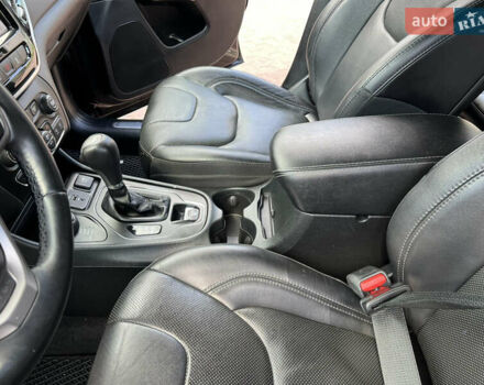 Черный Джип Чероки, объемом двигателя 1.99 л и пробегом 63 тыс. км за 18999 $, фото 41 на Automoto.ua