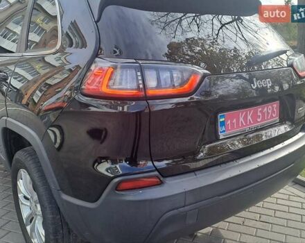 Чорний Джип Cherokee, об'ємом двигуна 2.36 л та пробігом 139 тис. км за 13458 $, фото 6 на Automoto.ua
