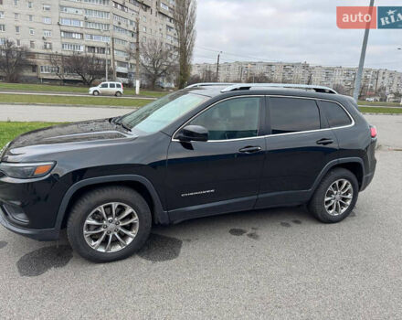 Черный Джип Чероки, объемом двигателя 2.36 л и пробегом 108 тыс. км за 16500 $, фото 2 на Automoto.ua