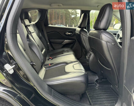 Черный Джип Чероки, объемом двигателя 2.36 л и пробегом 218 тыс. км за 14200 $, фото 32 на Automoto.ua