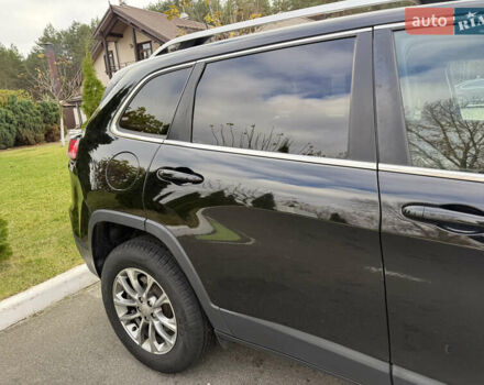 Черный Джип Чероки, объемом двигателя 2.36 л и пробегом 218 тыс. км за 14200 $, фото 12 на Automoto.ua