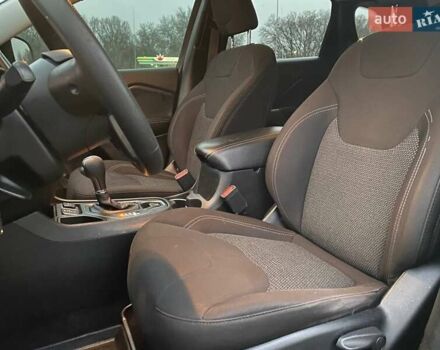 Черный Джип Чероки, объемом двигателя 2.36 л и пробегом 159 тыс. км за 14000 $, фото 11 на Automoto.ua