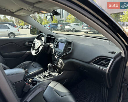 Черный Джип Чероки, объемом двигателя 2.36 л и пробегом 102 тыс. км за 17000 $, фото 12 на Automoto.ua