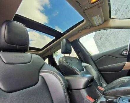 Чорний Джип Cherokee, об'ємом двигуна 0 л та пробігом 106 тис. км за 8900 $, фото 12 на Automoto.ua