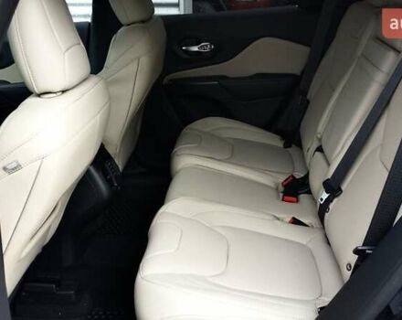 Черный Джип Чероки, объемом двигателя 2.2 л и пробегом 125 тыс. км за 20800 $, фото 3 на Automoto.ua