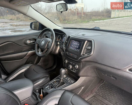 Черный Джип Чероки, объемом двигателя 2.36 л и пробегом 114 тыс. км за 17400 $, фото 42 на Automoto.ua