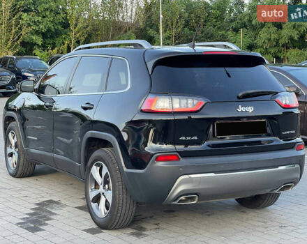 Черный Джип Чероки, объемом двигателя 3.2 л и пробегом 133 тыс. км за 18000 $, фото 3 на Automoto.ua