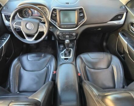 Чорний Джип Cherokee, об'ємом двигуна 3.2 л та пробігом 48 тис. км за 8300 $, фото 10 на Automoto.ua