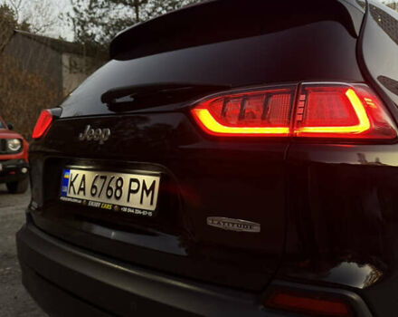 Черный Джип Чероки, объемом двигателя 2.36 л и пробегом 146 тыс. км за 14999 $, фото 6 на Automoto.ua