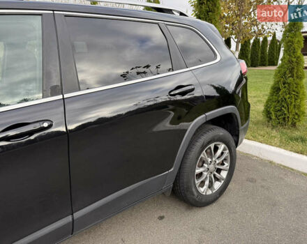 Черный Джип Чероки, объемом двигателя 2.36 л и пробегом 218 тыс. км за 14200 $, фото 6 на Automoto.ua