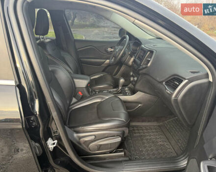 Черный Джип Чероки, объемом двигателя 2.36 л и пробегом 114 тыс. км за 17400 $, фото 41 на Automoto.ua