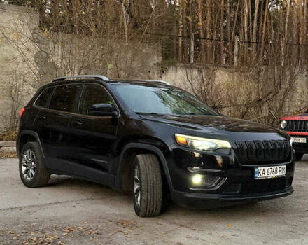 Черный Джип Чероки, объемом двигателя 2.36 л и пробегом 146 тыс. км за 14999 $, фото 3 на Automoto.ua