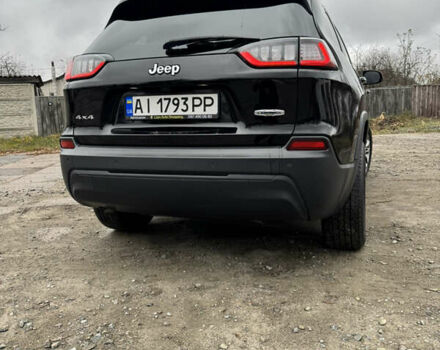 Чорний Джип Cherokee, об'ємом двигуна 2.36 л та пробігом 175 тис. км за 15499 $, фото 6 на Automoto.ua