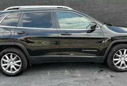 Чорний Джип Cherokee, об'ємом двигуна 0 л та пробігом 106 тис. км за 8900 $, фото 3 на Automoto.ua