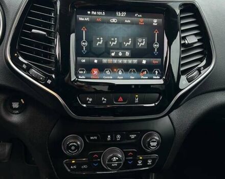 Черный Джип Чероки, объемом двигателя 3.24 л и пробегом 77 тыс. км за 24500 $, фото 17 на Automoto.ua