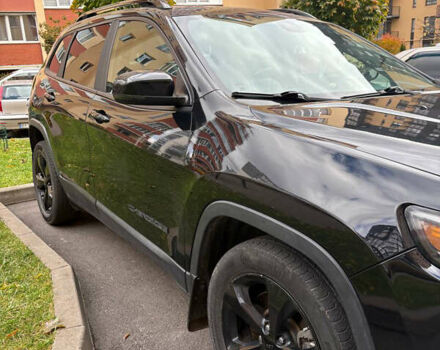 Чорний Джип Cherokee, об'ємом двигуна 2.36 л та пробігом 95 тис. км за 15400 $, фото 4 на Automoto.ua