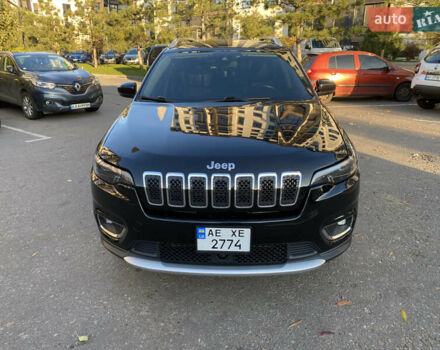 Чорний Джип Cherokee, об'ємом двигуна 3.24 л та пробігом 113 тис. км за 21800 $, фото 1 на Automoto.ua