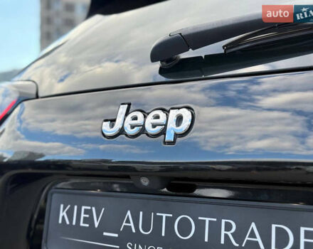 Чорний Джип Cherokee, об'ємом двигуна 2.4 л та пробігом 67 тис. км за 14500 $, фото 14 на Automoto.ua