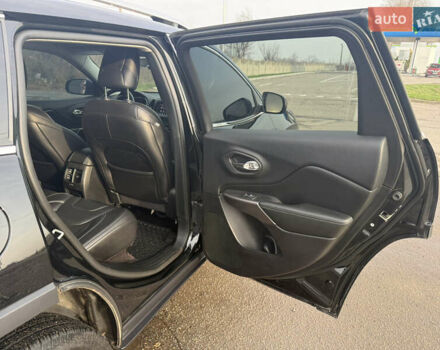 Черный Джип Чероки, объемом двигателя 2.36 л и пробегом 114 тыс. км за 17400 $, фото 38 на Automoto.ua